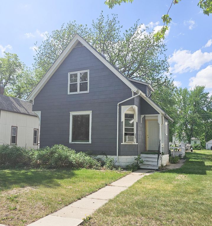 249 Hollett Street, Tracy, MN 56175