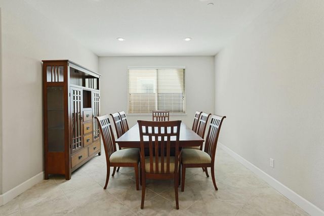 2640 Tiffany St, Lodi, CA 95242
