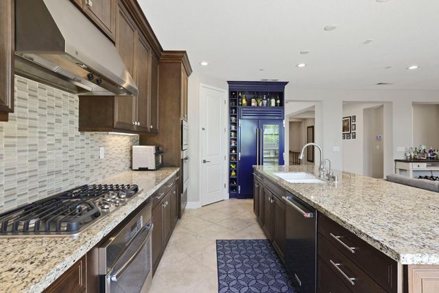 2640 Tiffany St, Lodi, CA 95242