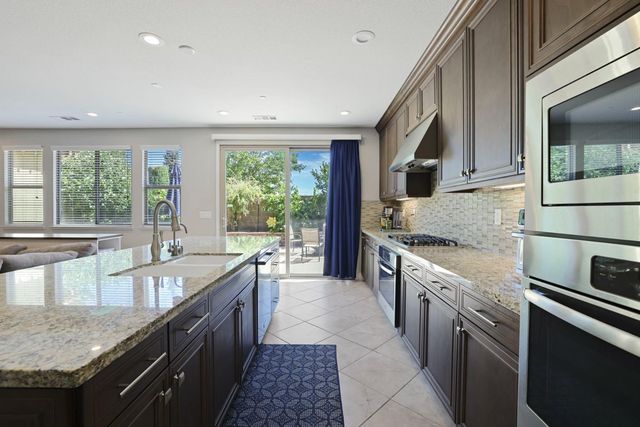 2640 Tiffany St, Lodi, CA 95242