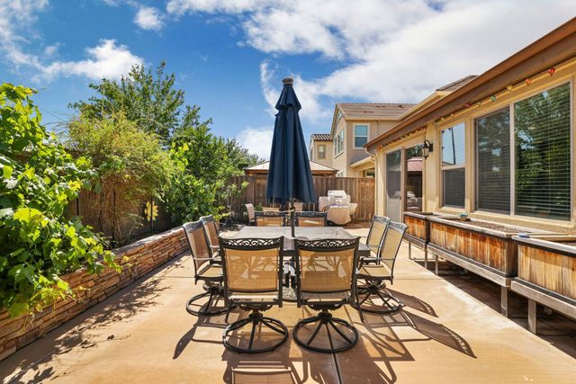 2640 Tiffany St, Lodi, CA 95242