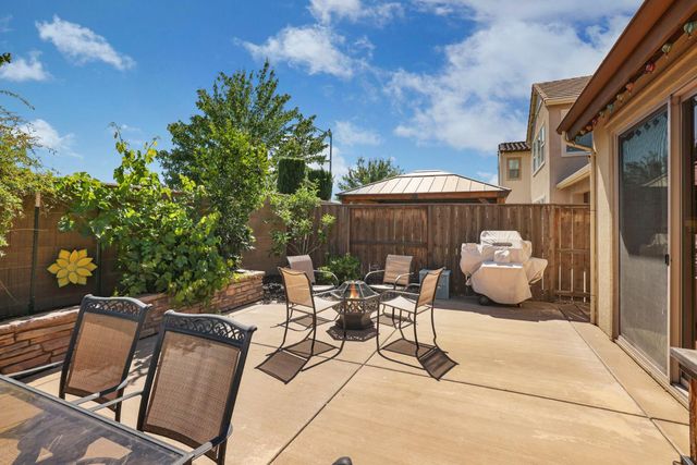2640 Tiffany St, Lodi, CA 95242