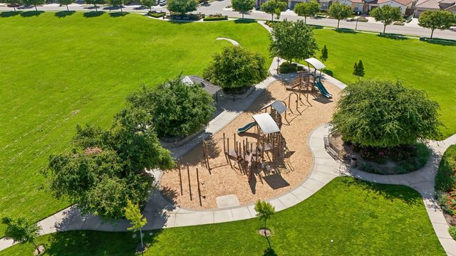 2640 Tiffany St, Lodi, CA 95242