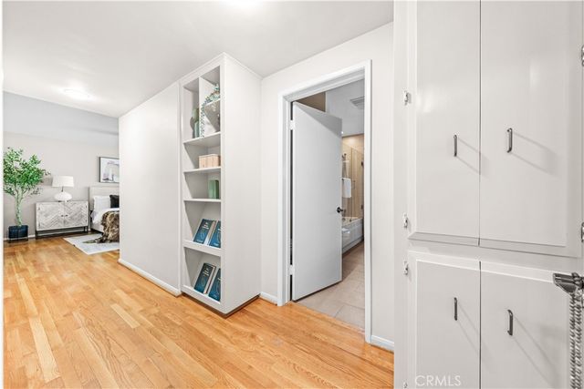 2275 N La Paz, Claremont, CA 91711