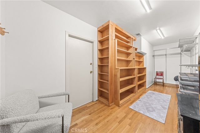 2275 N La Paz, Claremont, CA 91711