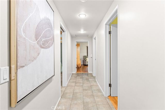 2275 N La Paz, Claremont, CA 91711