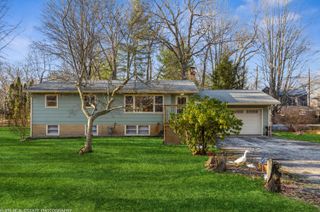 18810 Parkview Drive, New Buffalo, MI 49117