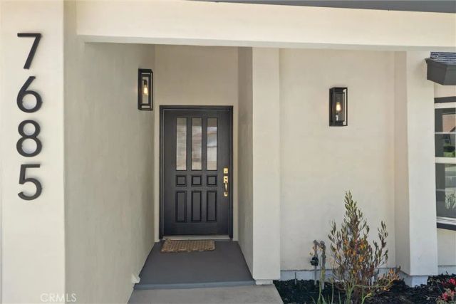 7685 E Calle Durango, Anaheim, CA 92808