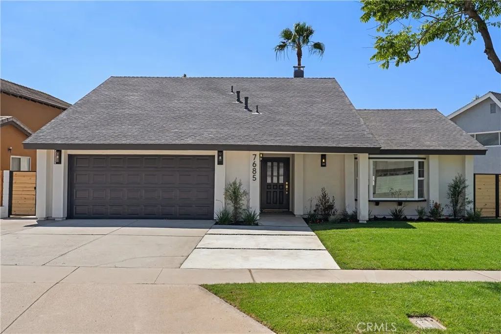 7685 E Calle Durango, Anaheim, CA 92808