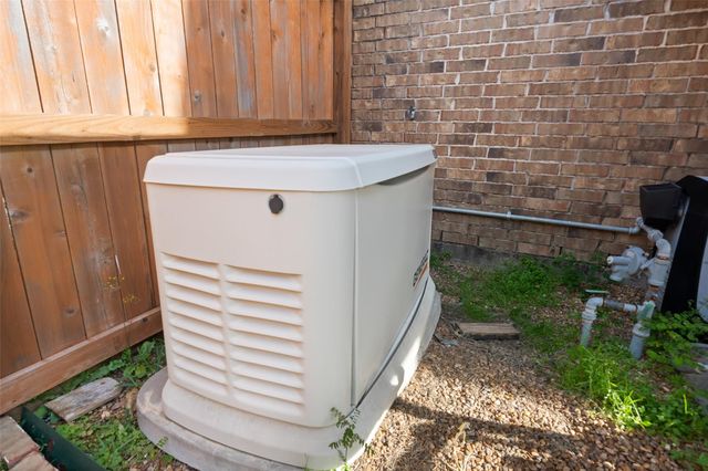 14318 Red Creek Cove Lane, Humble, TX 77396