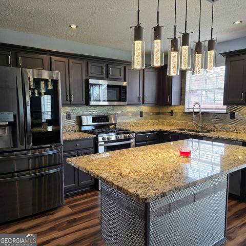 424 Browning Field Way, Hampton, GA 30228