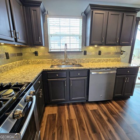 424 Browning Field Way, Hampton, GA 30228