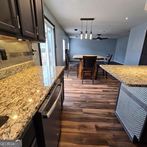 424 Browning Field Way, Hampton, GA 30228