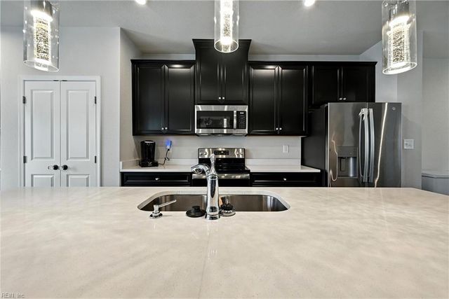 4227 Meander WAY, Chesapeake, VA 23321