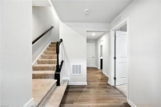4227 Meander WAY, Chesapeake, VA 23321