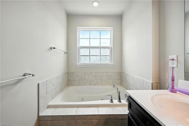 4227 Meander WAY, Chesapeake, VA 23321