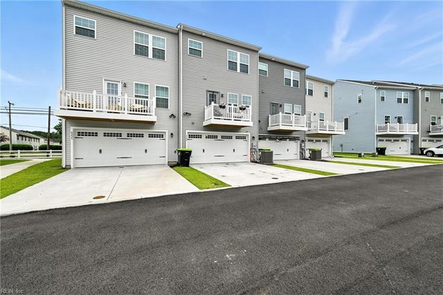 4227 Meander WAY, Chesapeake, VA 23321