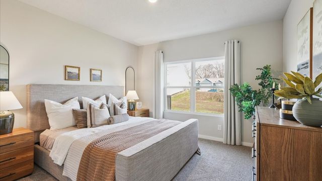 2612 Brook View Drive, Des Moines, IA 50317