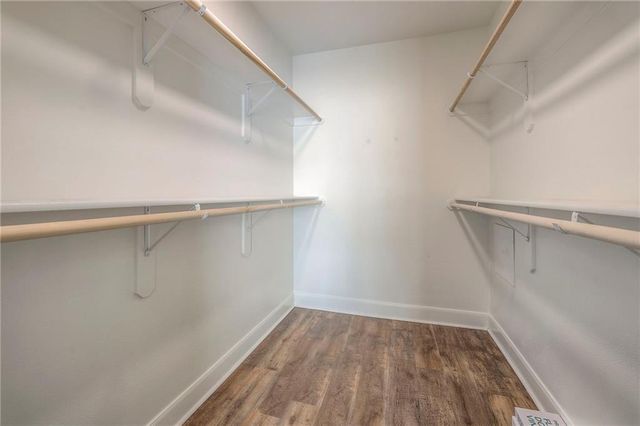 11614 Tomahawk Creek Parkway I, Leawood, KS 66211