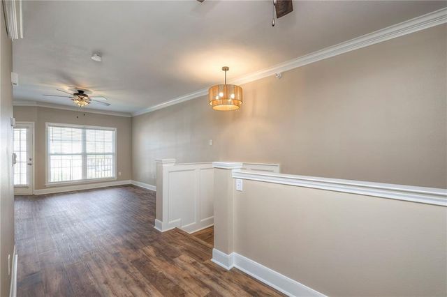 11614 Tomahawk Creek Parkway I, Leawood, KS 66211