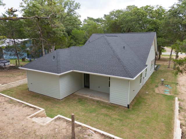 240 Shadow Oak DR, Bastrop, TX 78602