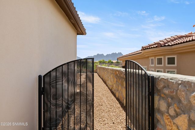 4422 Purple Sage Drive, Las Cruces, NM 88011