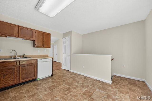2413 Amarillo Drive, O'fallon, MO 63368