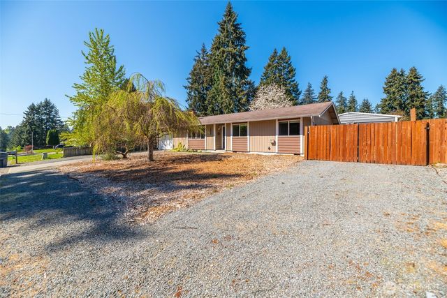 16020 70th Avenue E, Puyallup, WA 98375