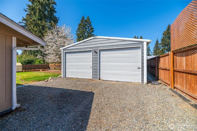 16020 70th Avenue E, Puyallup, WA 98375