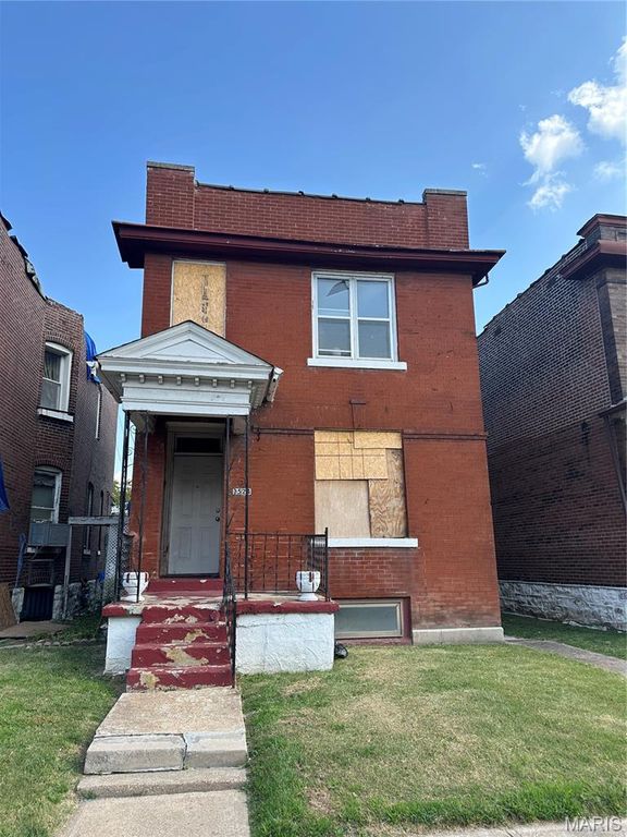 3524 Paris Avenue, St Louis, MO 63115