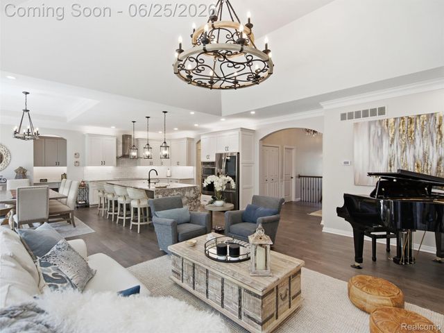 60778 Forest Creek Drive, Washington Township, MI 48094