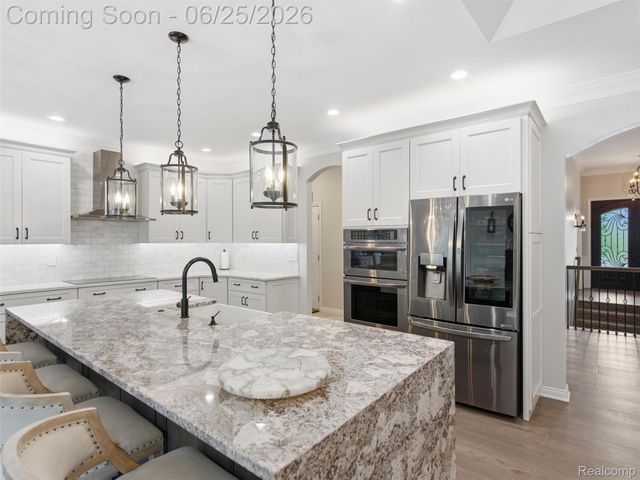 60778 Forest Creek Drive, Washington Township, MI 48094