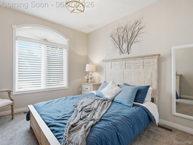 60778 Forest Creek Drive, Washington Township, MI 48094