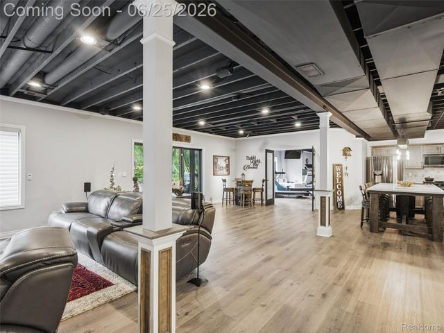 60778 Forest Creek Drive, Washington Township, MI 48094