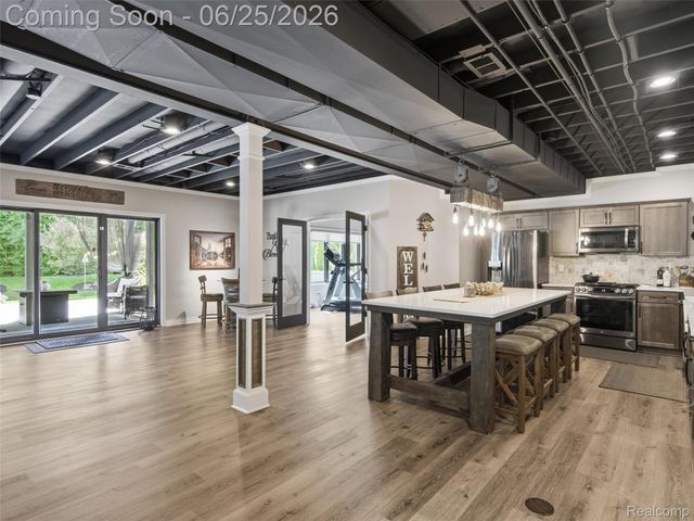 60778 Forest Creek Drive, Washington Township, MI 48094
