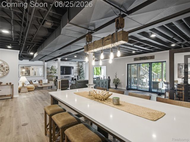 60778 Forest Creek Drive, Washington Township, MI 48094