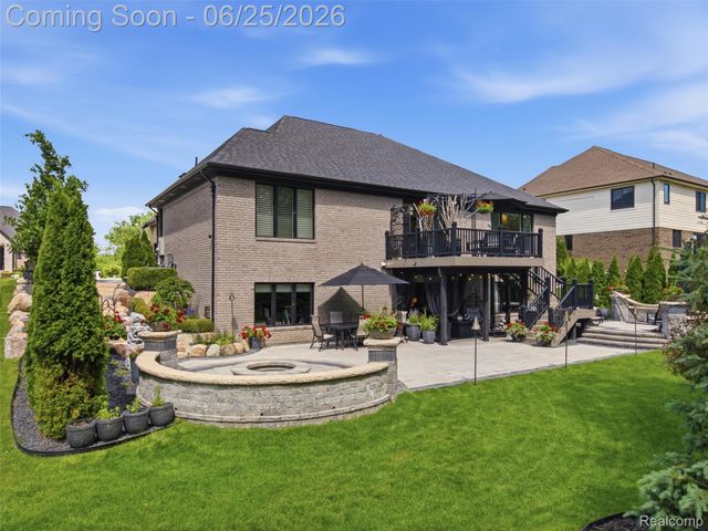 60778 Forest Creek Drive, Washington Township, MI 48094