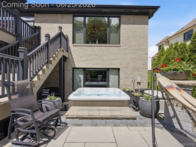 60778 Forest Creek Drive, Washington Township, MI 48094