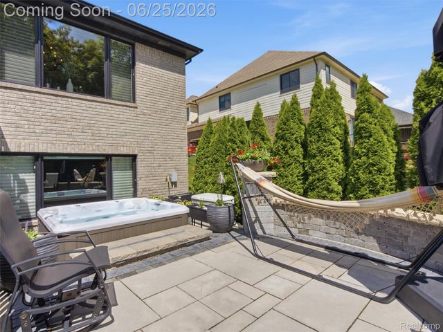 60778 Forest Creek Drive, Washington Township, MI 48094