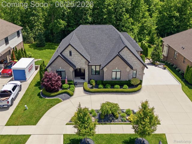60778 Forest Creek Drive, Washington Township, MI 48094