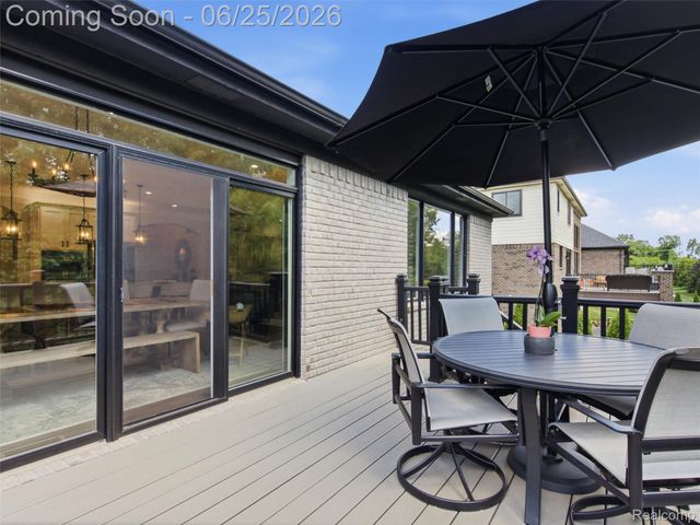 60778 Forest Creek Drive, Washington Township, MI 48094