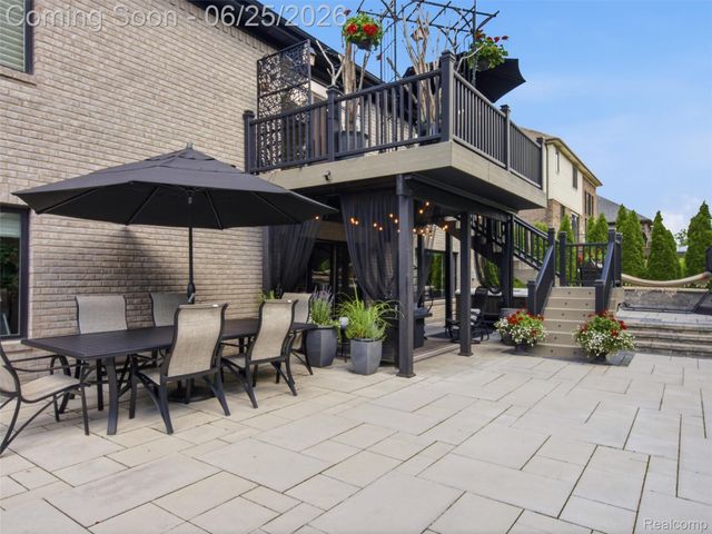 60778 Forest Creek Drive, Washington Township, MI 48094