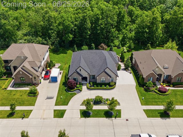 60778 Forest Creek Drive, Washington Township, MI 48094