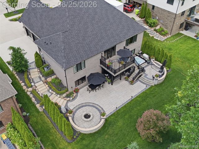 60778 Forest Creek Drive, Washington Township, MI 48094