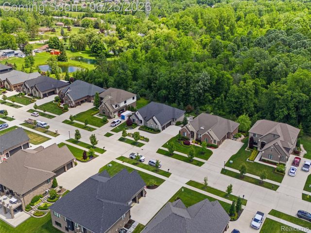 60778 Forest Creek Drive, Washington Township, MI 48094