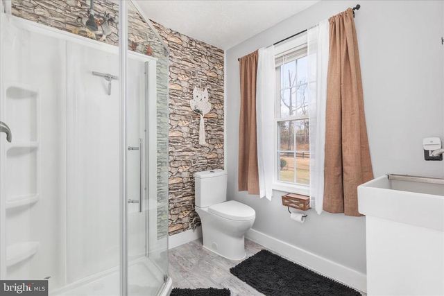 4364 BELVOIR RD, Marshall, VA 20115