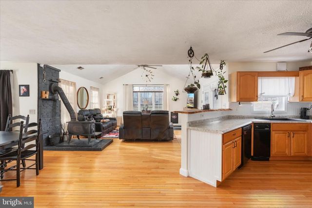 4364 BELVOIR RD, Marshall, VA 20115