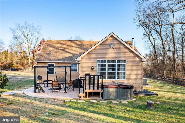 4364 BELVOIR RD, Marshall, VA 20115