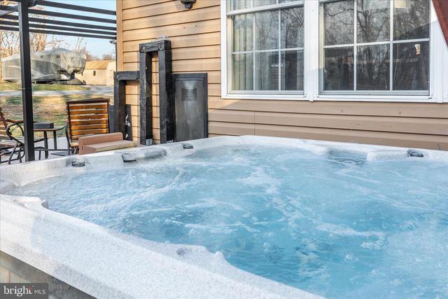 4364 BELVOIR RD, Marshall, VA 20115