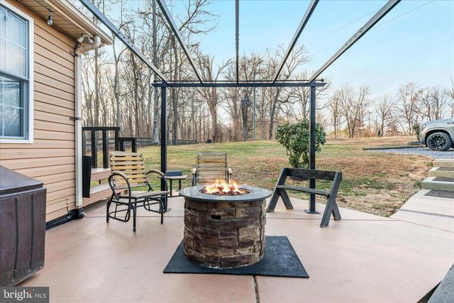 4364 BELVOIR RD, Marshall, VA 20115